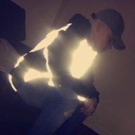 R8_Zeyy